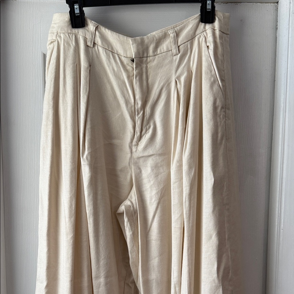 Maeve Cream Pleated Pants